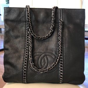 Channel purse